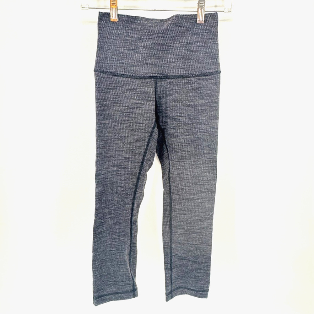 Lululemon Leggings Size 4 Heather Black Capri Yoga
